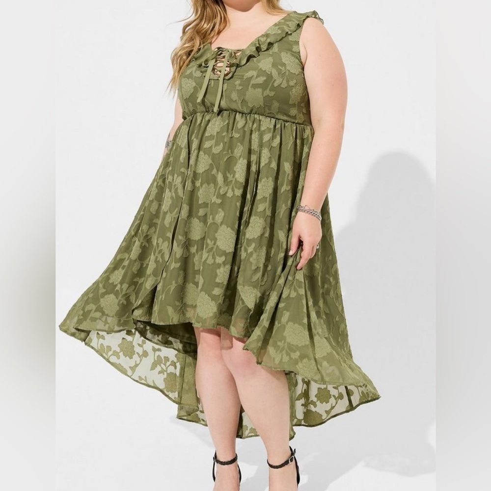 TORRID Festi Stretch Lace Hi Lo Lace Up Maxi Dress:GREEN: NEW WITH TAGS:00 (M/L)